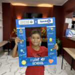 Elite d'Or children French class student selfie with the academy selfie frame Dellys Algeria (3)