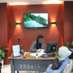 Elite-d'Or-reception-desk-with-Najat-working-on-computer-at-the-front-office-Dellys-Algeria