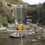 Young-children-playing-near-the-waterfall-during-Elite-dOr-family-trip-to-Kfrida-Algeria